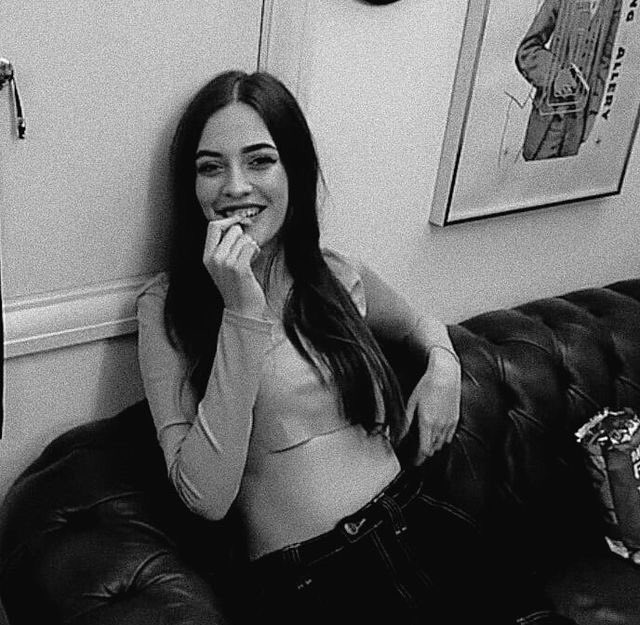 harrysingit's tweet photo. Félicité Grace Tomlinson, 16.08.00💙 https://t.co/qP6LhPjCmY