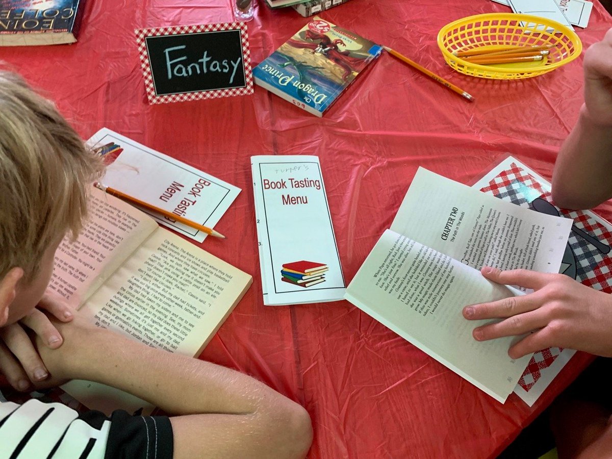 ArkCitySchools's tweet photo. This 6th gr reading class enjoyed a "book tasting"!
At cafe tables featuring diff book genres, students sampled a variety by reading each book's summary. Ss then created a "menu" of their fav titles to choose from this semester.
@ArkCityMiddle
#ArkCityPROUD
#ACback2school https://t.co/OGAzKgaGFX