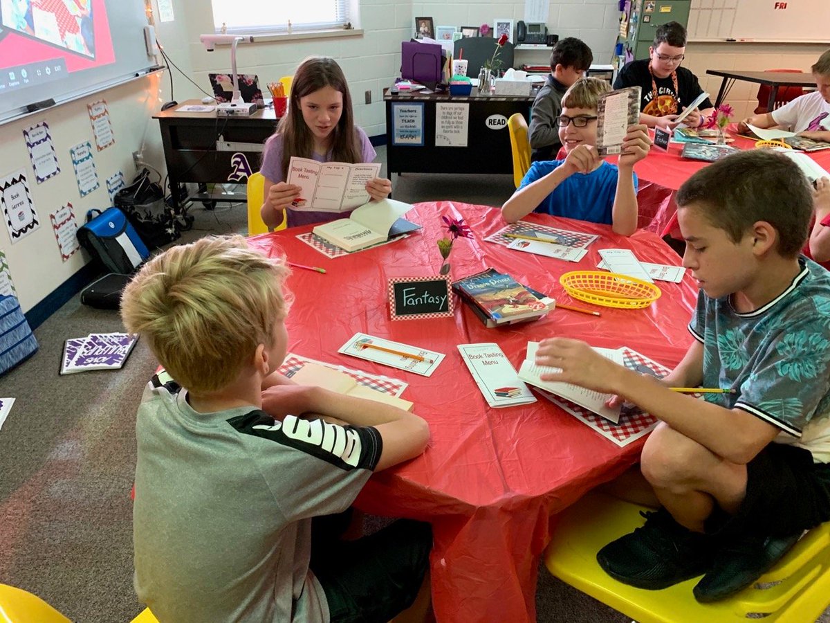 ArkCitySchools's tweet photo. This 6th gr reading class enjoyed a "book tasting"!
At cafe tables featuring diff book genres, students sampled a variety by reading each book's summary. Ss then created a "menu" of their fav titles to choose from this semester.
@ArkCityMiddle
#ArkCityPROUD
#ACback2school https://t.co/OGAzKgaGFX