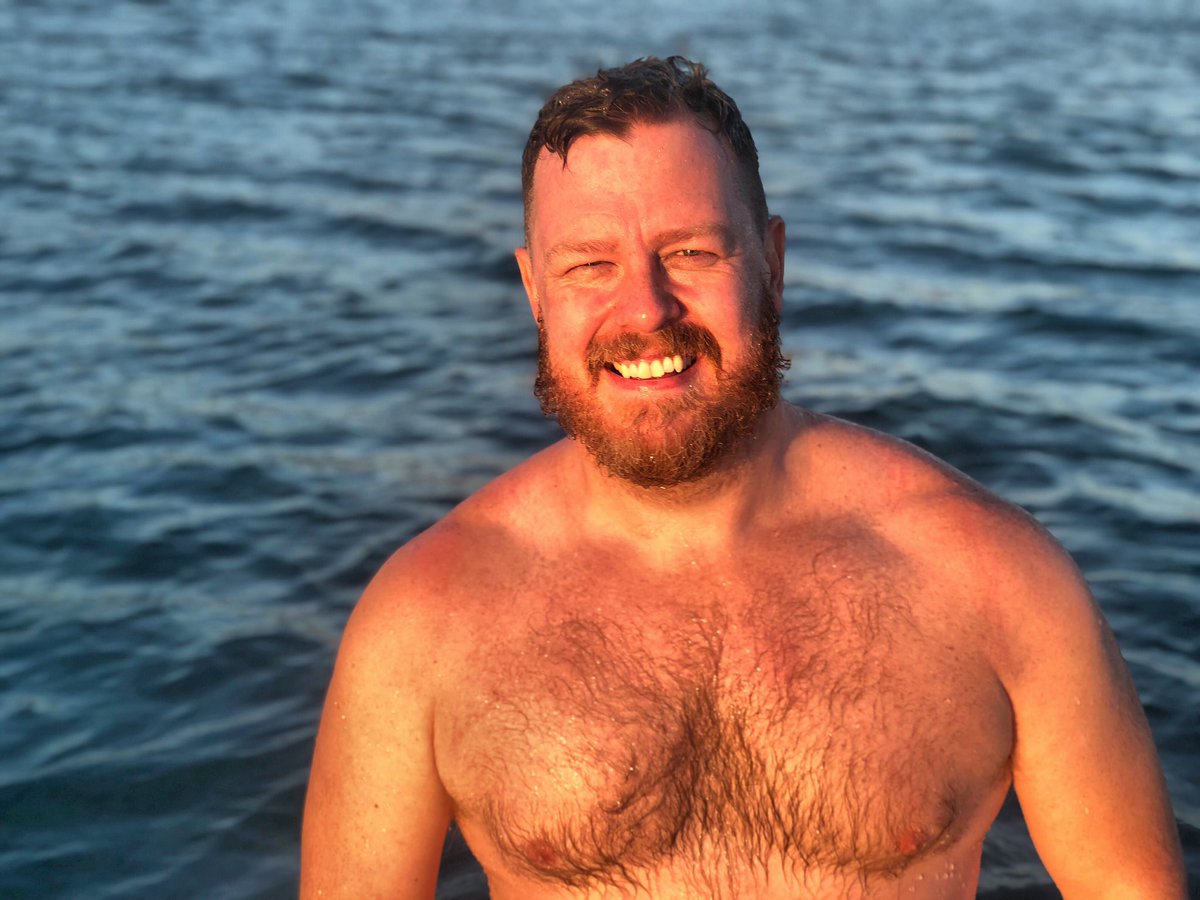 Fun day at the beach , who is coming tomorrow? 🙋🏼‍♂️
#sardinia #italy #sea #selfie #holidays #ocean #smile #gaytravels #love #vactionmode #musclebear #musclecub #hairyguys #oso #dilf #swimming #hairychest