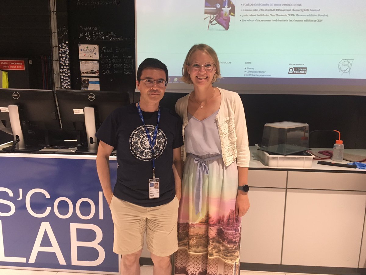 moisescaeiro's tweet image. Dazzling Cloud Chamber Workshop with Alexanda Jansky (Univ. Vienna, AT) #ScoolLAB 🤩 at CERN ITW 2019 International Teacher Weeks Programme (Geneva, Switzerland). #ITW2019 @CERN. Thanks to Julia Woithe @JuliaWoithe , Jeff Wiener @jeff_active , Anja Kranjc @KranjcAnja and others.