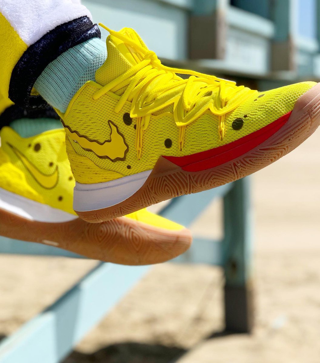 SAbdelhamid's tweet photo. La collab Bob l’éponge X Nike : C’est validé !!! 😂😂😂😂 Posez pas trop de questions merci.
#spongebob @SpongeBob 💛 https://t.co/28MQsHc08p