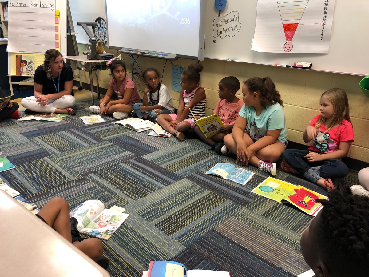 Mr_Margerum's tweet photo. Students in Ms. Cookโs 2nd grade class share what they have been reading independently. A great way for them to practice summarizing a text! โฆ@Hamilton_RVโฉ https://t.co/SvpyzE9NHJ