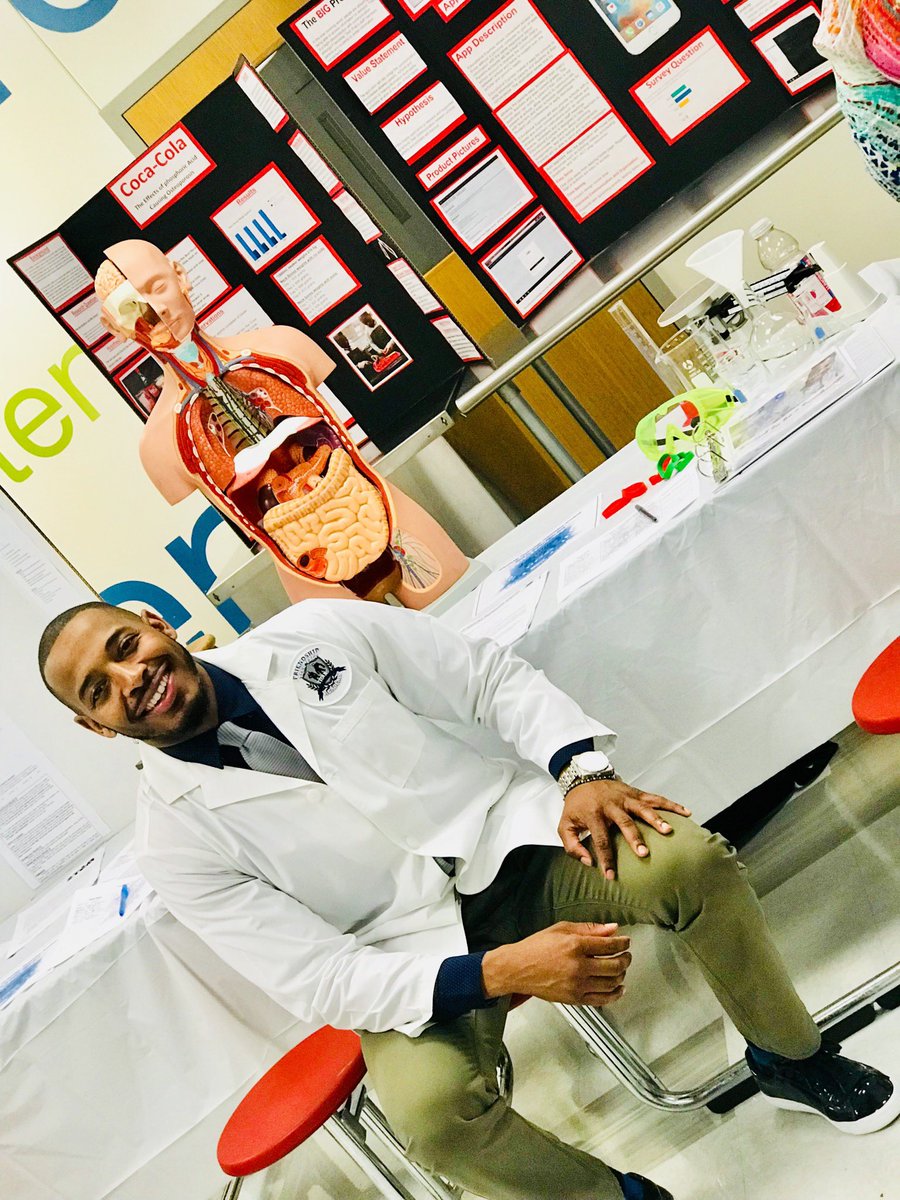 Blk_EduKator's tweet photo. Biology is the study of what class? #bigtech #FRIENDSHIPFWD19 #FPCSTP @FriendshipPCS https://t.co/MwfCvLOHqJ