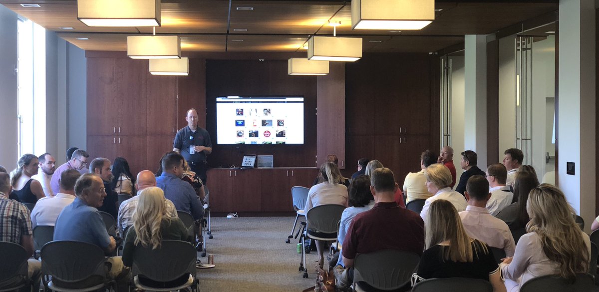 pclinda's tweet photo. Happy to host Utah’s #PIO pros in #parkcity @PIO_Joe @ArtOfPIO https://t.co/Fu2QyheNKR
