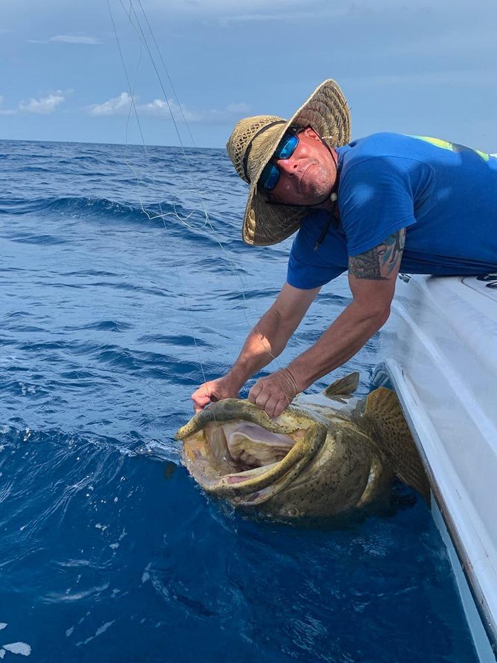 Isla Del Sol Yacht & Country Club tweet media