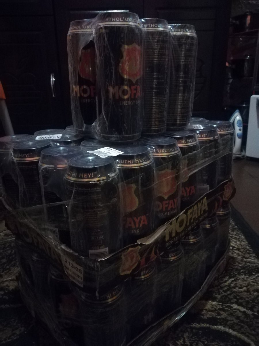 Mr_Moagi_Evans's tweet photo. @djsbu Asiphelelwa!!! Mooooofaya stock 🔥
#Kubo
#EbaneKrag
#SellOrSurrender
#Mofaya
#ItsEitherMofayaOrNothing https://t.co/wvpz7pUKRn