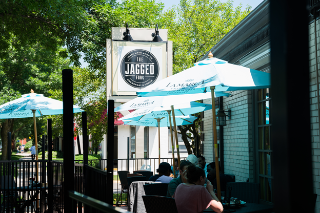 TheJaggedFork's tweet photo. There's no place like home! 
.
.
.
#JaggedFork #GrossePointeFarms #MI #MIeats #DetroitFood #MichiganFoodie https://t.co/lODd5fumTm