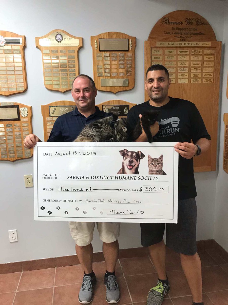 OPSEU128's tweet photo. Sarnia Jail's Health &amp; Wellness Committee held a BBQ Fundraiser in support of Heaven's Wildlife Rescue and @SarniaHumane. We raised $600 ($300 to each charity). Shout out to @SarniaFire for their support today. https://t.co/b8n7rYw60O
