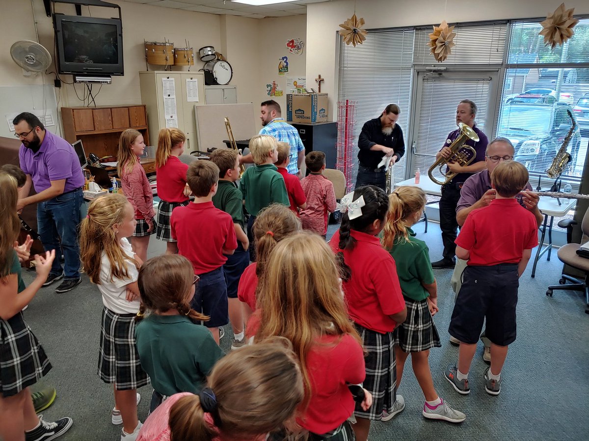 SPX7200's tweet photo. 5th Grade testing out instruments for music class this year! #SPXIndy @MrSchafer_SPX https://t.co/i9Cnwjk9Xr