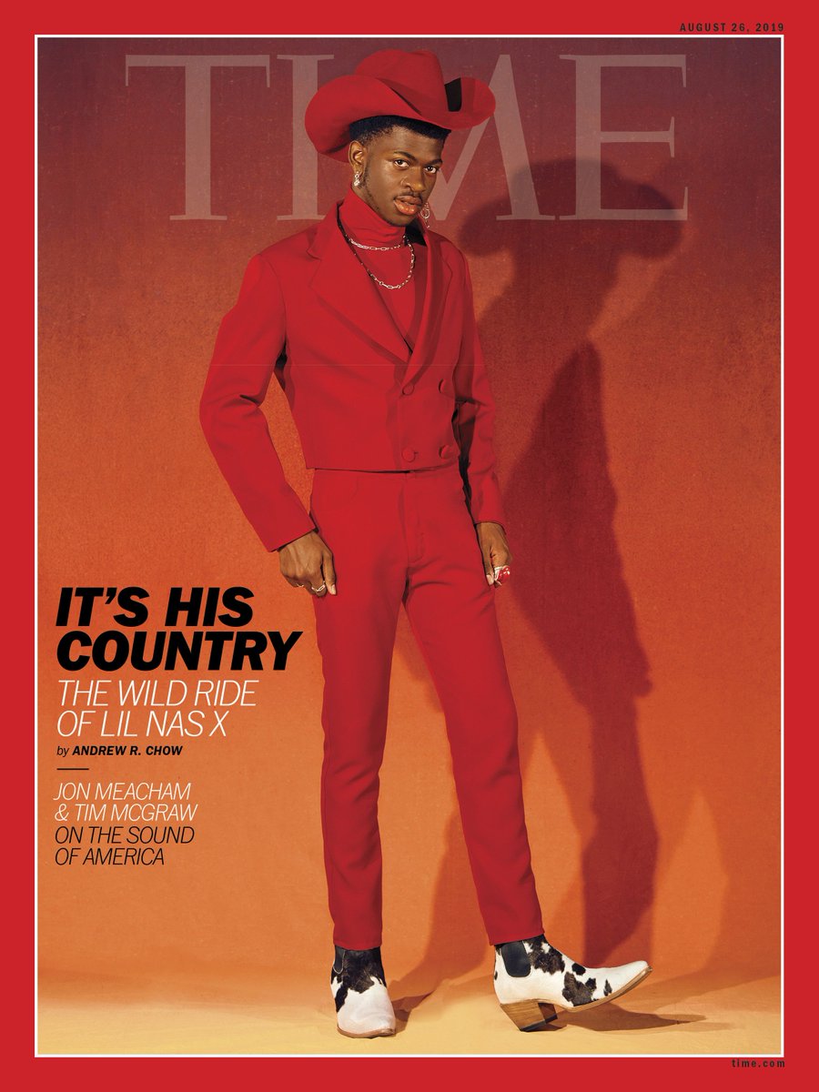 NewhouseSU's tweet photo. “This is the democratization of the music industry that people were hoping for when social media first became available,” says #BandierProgram director @bwerde of @lilnasx, the musician behind the record-breaking internet hit "Old Town Road."
https://t.co/Au554PdfJA via @Time https://t.co/CA1psxHZ8e