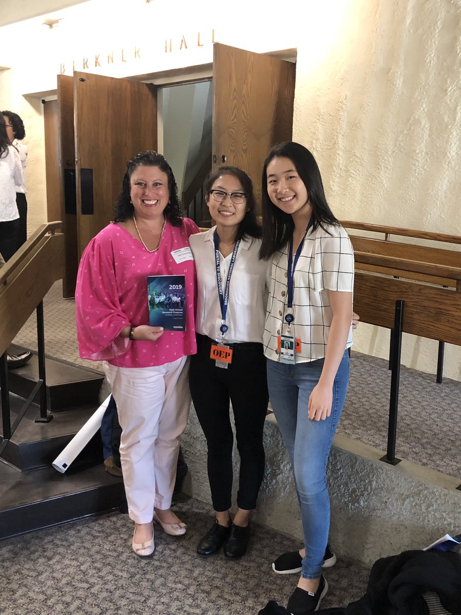 CommackSchools's tweet photo. Class of 2019 graduate Kathy C. presented her research at the closing ceremonies @BrookhavenLab #CommackHighSchool #MackSummer with Principal Boritz and Ruth L. https://t.co/CpHprU8QD2