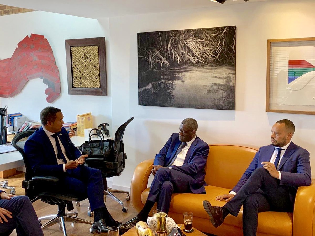 Luc_Gerard's tweet photo. Nous avons été très honorés et fiers de recevoir @DenisMukwege notre prix Nobel de la Paix dans nos bureaux à Bogotá pour des échanges très enrichissants sur la problématique de l accès aux soins de santé et comment conjuguer initiatives privées et publiques pr plus de résultats https://t.co/UCeMtpE2QK