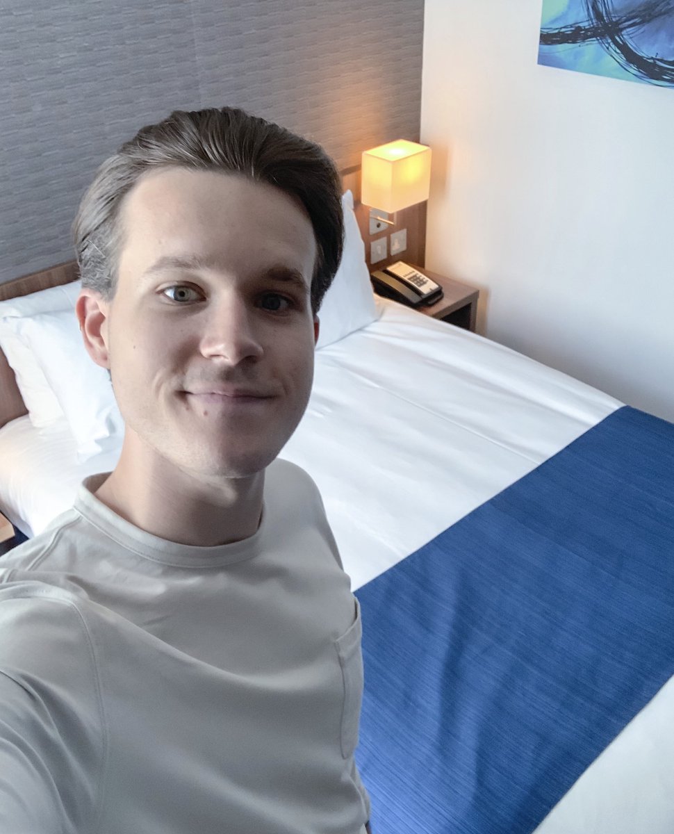lukepauljackson's tweet photo. Staying in London tonight as first thing tomorrow morning I’ve got a very exciting/ nerve racking thing on which has been months of work!! 

Hopefully I’ll be sharing the good news with you tomorrow 🙂 https://t.co/CuT7wMTAtn