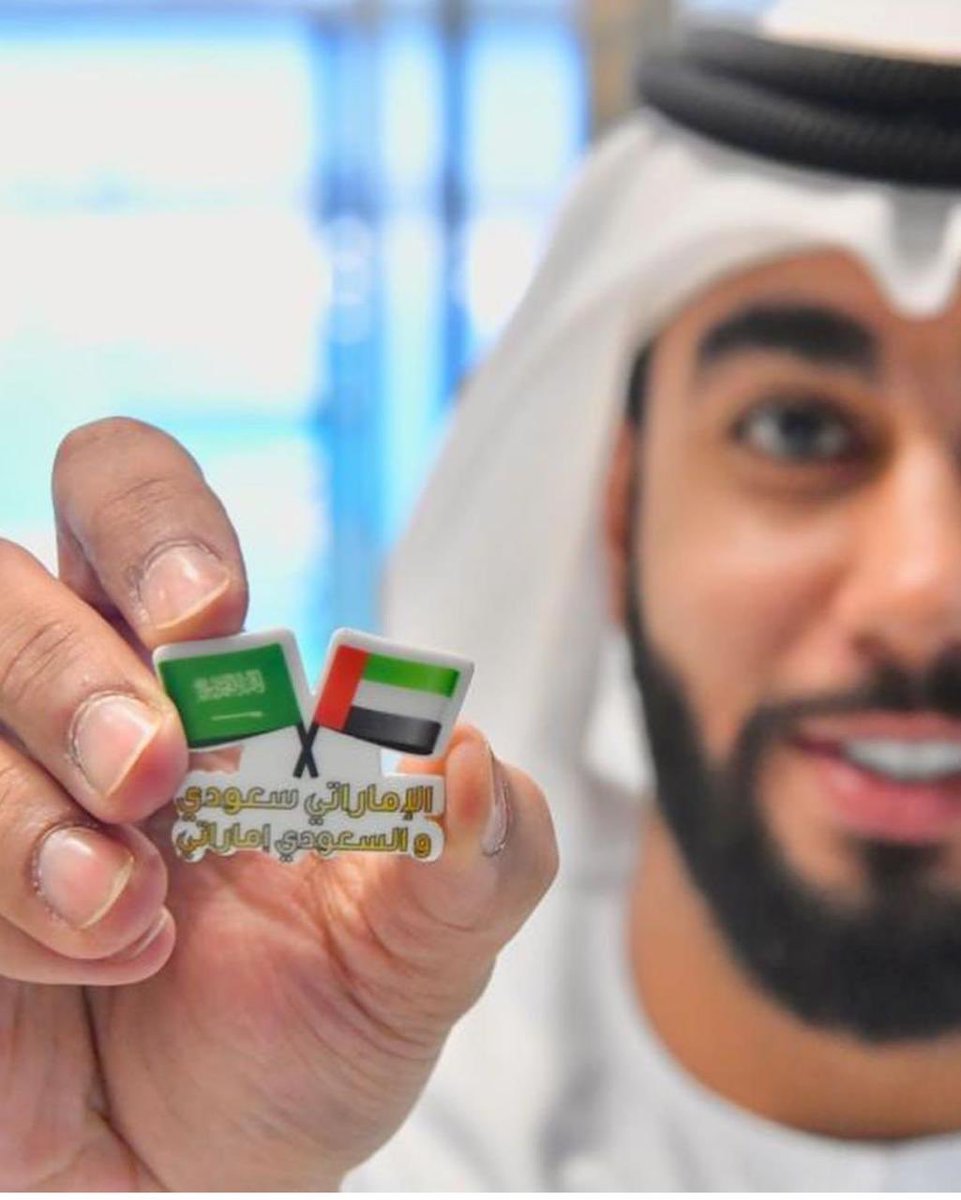 بعد أيام من تعليق خالد الفيصل حول علاقة البلدين .. دبي تستقبل السعوديين بشعار "الإماراتي سعودي والسعودي إماراتي".

.

#السعودية #الإمارات
.
