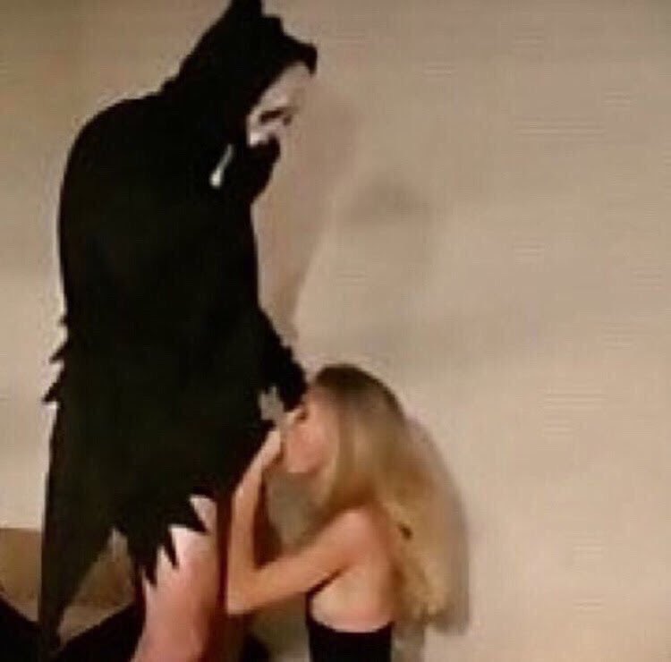 FunnyPicsDepot's tweet photo. how im tryna be this spooky season https://t.co/tesM5KL97t