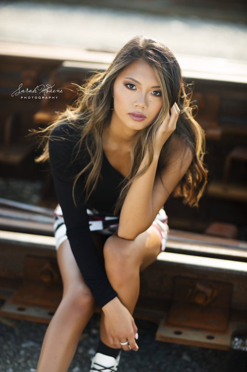 SarahModene tweet picture