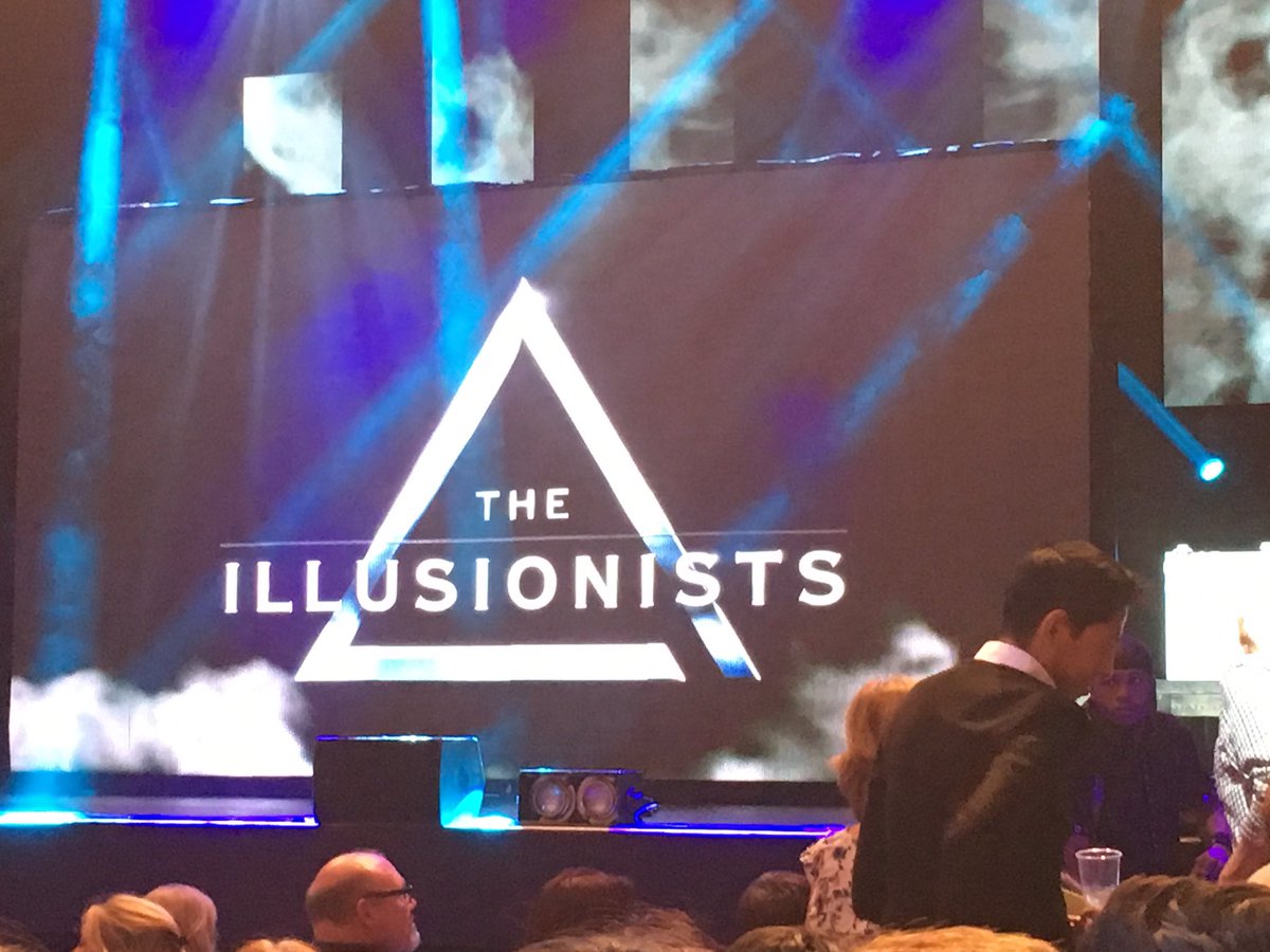 marionjwhitty's tweet photo. Magic and laughs #illusionists #familyfuntime https://t.co/sOSj1OHsvn