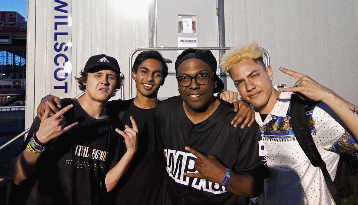 RT IF YOU WANT TO SEE THIS COLLAB HAPPEN