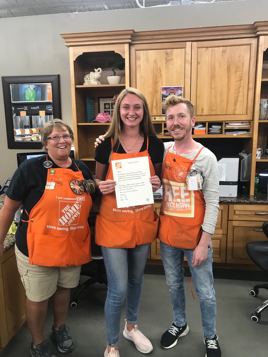 Greenfield_HD's tweet photo. Congratulations to Liberty.  July’s Specialty Associate of the Month.  Way to go!!!! ⁦@BPlantenberg⁩ https://t.co/hq2LXehR2H
