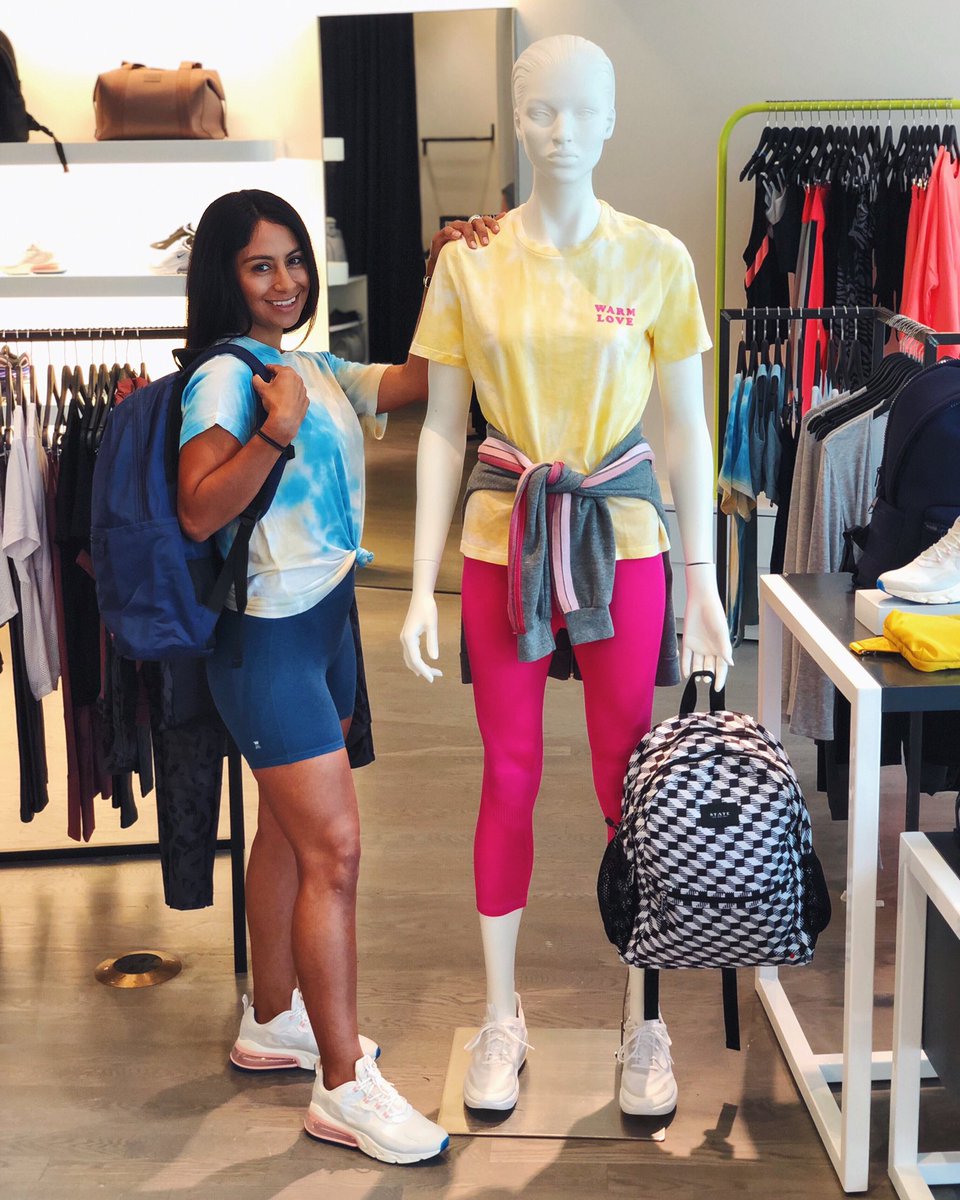 Americana Manhasset tweet media