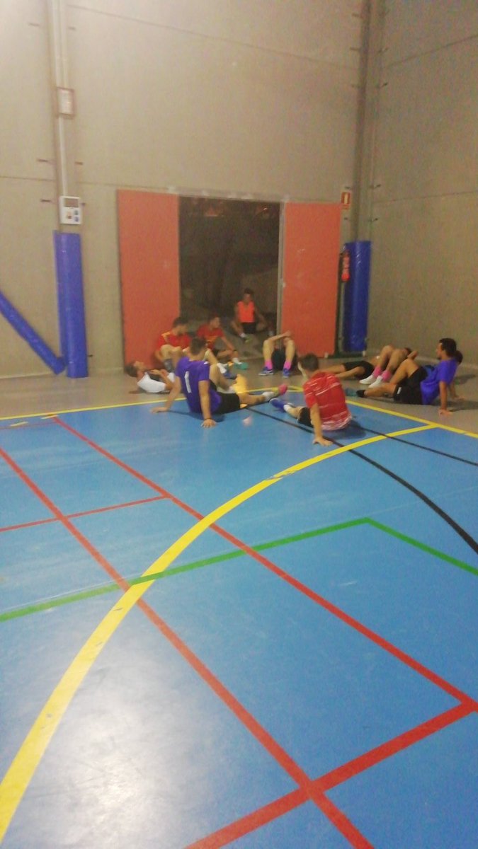 MakoF1's tweet photo. Estamos en pretemporada a tope todos. Buen entrene chicos
@fsala_castillo https://t.co/j0Is45fxVa
