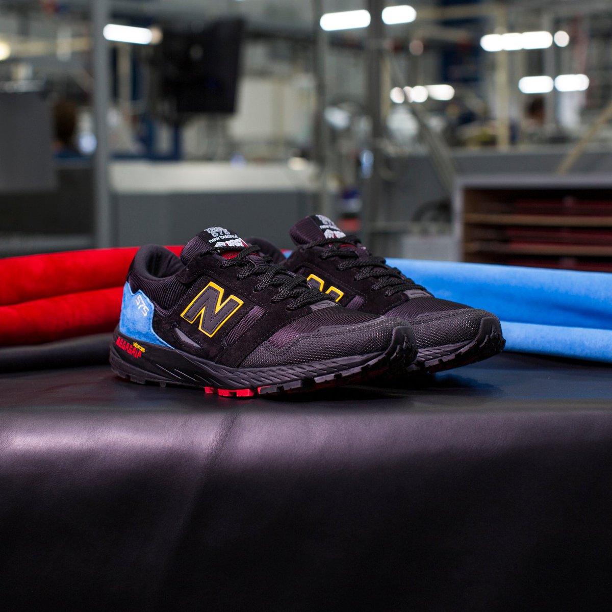 new balance 575 urban peak