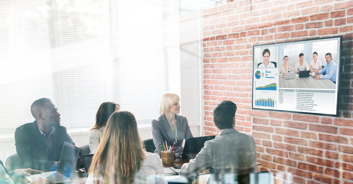 Bell_Business's tweet photo. La question aujourd'hui n’est plus de savoir s’il faudrait mettre en œuvre des communications unifiées (CU), mais plutôt d'établir la façon la plus intelligente de le faire. Consultez ce guide pour découvrir comment développer un plan directeur optimal. https://t.co/WiFFE6KxZZ https://t.co/eWbTX98ph9