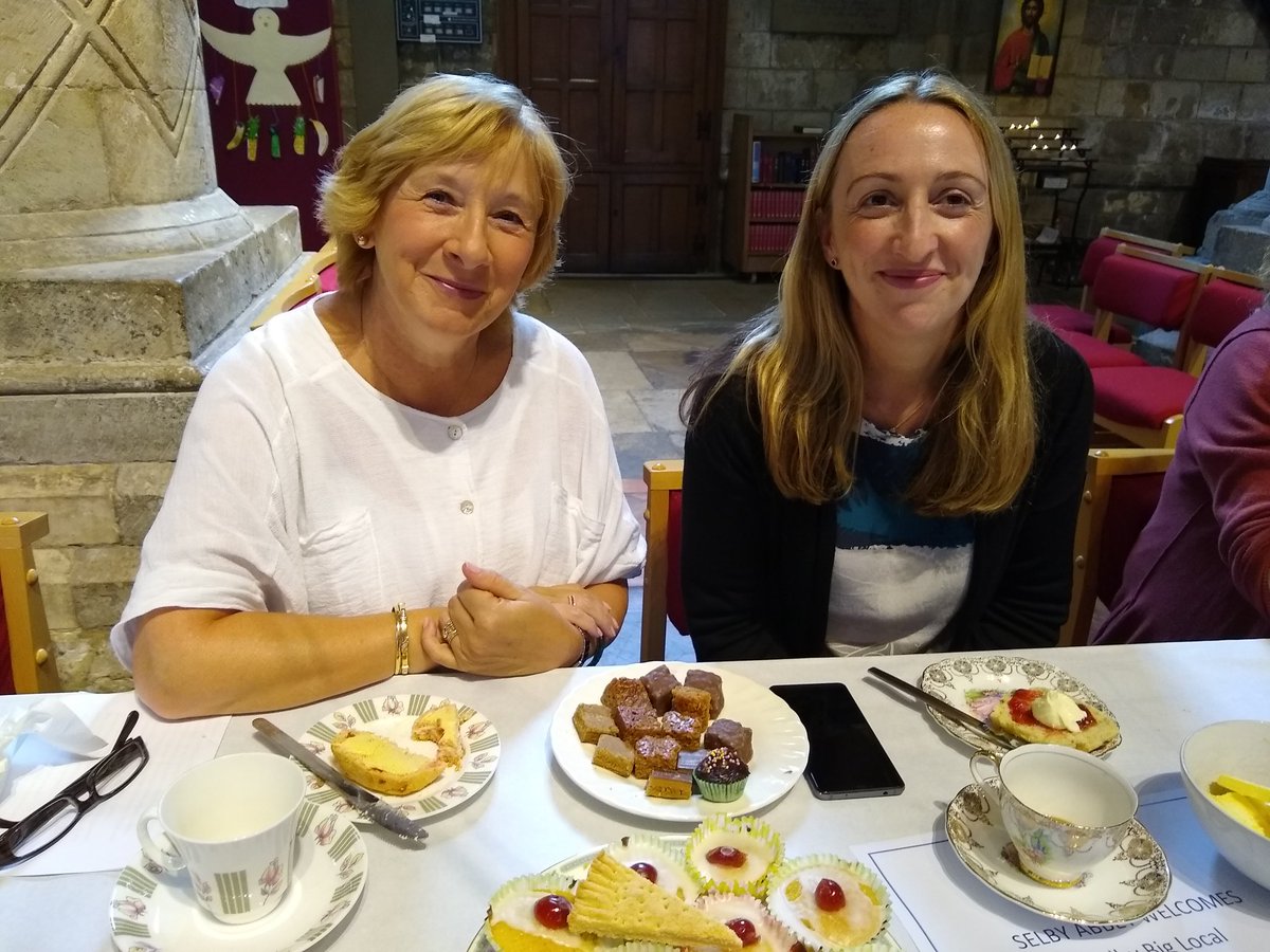 selby_abbey's tweet photo. What would a big anniversary celebration be without a community tea party? It was lovely to welcome some of our local charities into the Abbey to celebrate #selby950. A good time had by all!
#selbyabbey #selby #teaparty https://t.co/gDn4eBzUA9
