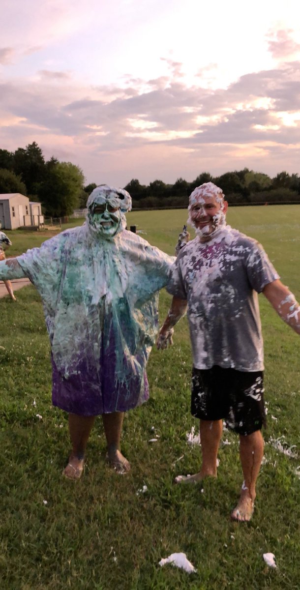 CalvaryCLT's tweet image. Last night’s #MessyNight was the perfect way to celebrate the end of summer! #WednesdayNights start back 9/11! IGNITE returns to the reg fall sched, plus Awana/Bible clubs, electives, Wed worship, &amp;amp; dinner for the whole family! calvarychurch.com/Wednesday &amp;amp; calvarychurch.com/fallseason!