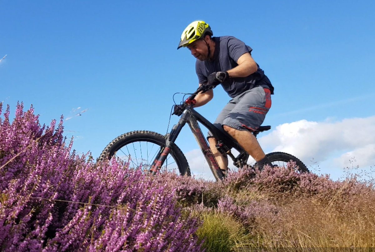 CrustyMTBiker's tweet photo. Nice ride out around Baildon hill from Thackley, had a play around at Shipley Glen and found a fun step up jump https://t.co/nWcFRXKpTk https://t.co/A5Pc3a7lDz