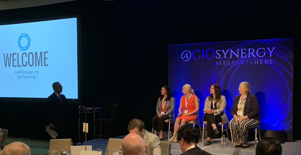 blondegeek99's tweet photo. @CIOsynergy Women In Technology panel. How do we get more girls involved in technology in elementary school and keep them engaged? #wit #ciocalgary #itstartshere #STEM https://t.co/ndYGpQOLTs