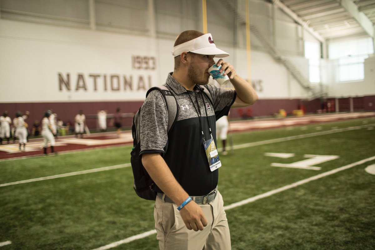 _alexmgrant's tweet photo. Happy Birthday to my boy, @PatrickONealUSC.
Here's to another year of Content Road Trips and staying hydrated. #HighHopesSC https://t.co/I7snDd3qPa