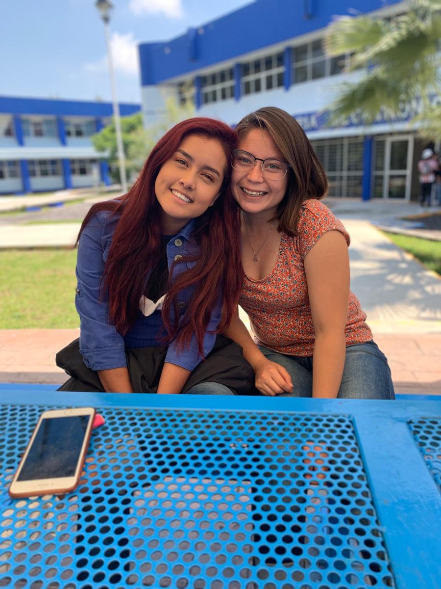 AngieNHZ297's tweet photo. Primer semana de clases💙 https://t.co/PdgPaExP8k