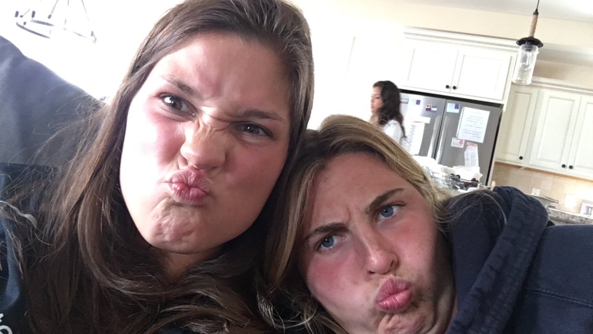 lexibarwis's tweet photo. Wishing my bestie Mags the happiest birthday of all!!! #18 💁🏼‍♀️ beach squad forever, love you more than dippin dots 🥳❤️💕💋😉 https://t.co/lLB2Ce8ALo