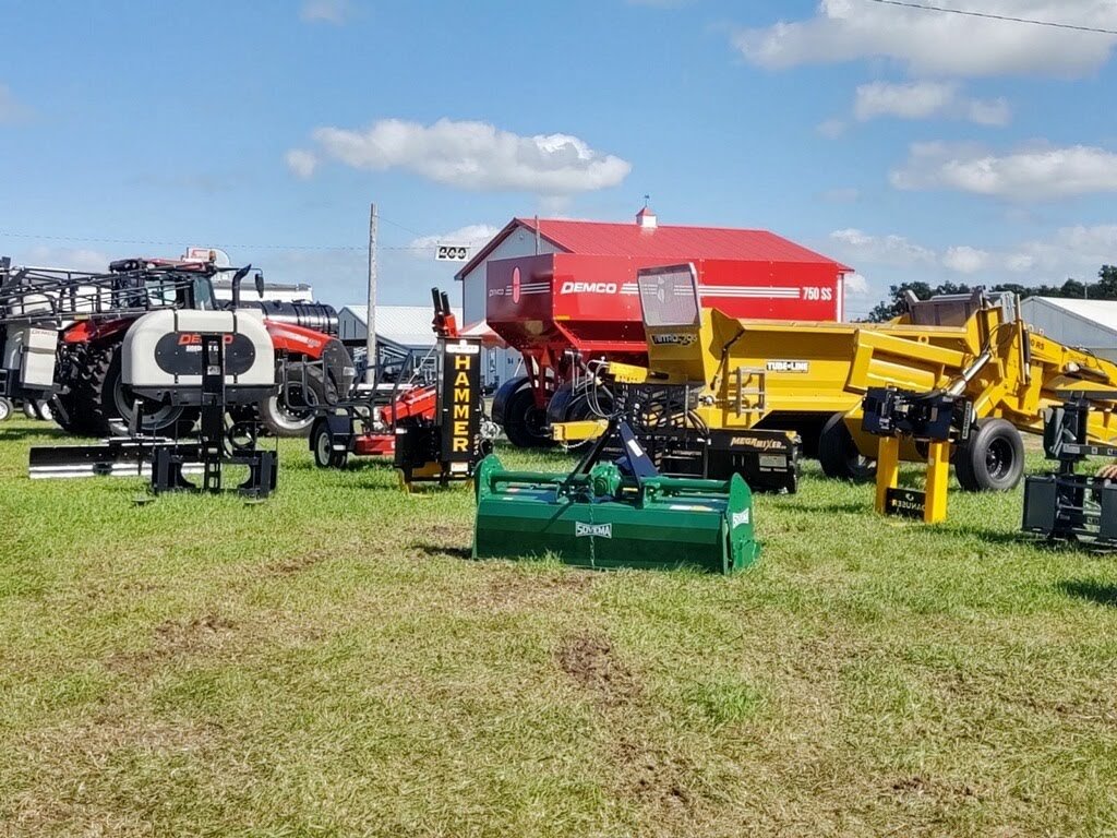 EdneyCo's tweet photo. We are ready for you Dakotafest! Visit our booth 222 on August 20-22! #farmequipment #farmshow #tradeshow #hayequipment #hayhandling #balers #baleprocessors #balewrappers #seeders #foodplotplanters #notill #attachments #manurespreaders
Go to https://t.co/BQp71J3jDY for show info https://t.co/lLY5fJPw8f