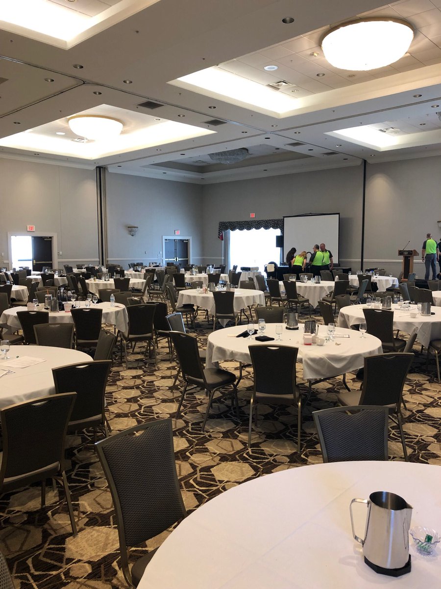 enrichstudents's tweet photo. What an amazing day at #EDS19! Thanks to @EdDesignStudios for making it happen, and it was nice to get to meet many of you in attendance. There are so many innovative things being done by educators like you! https://t.co/8ShJp6rcBD