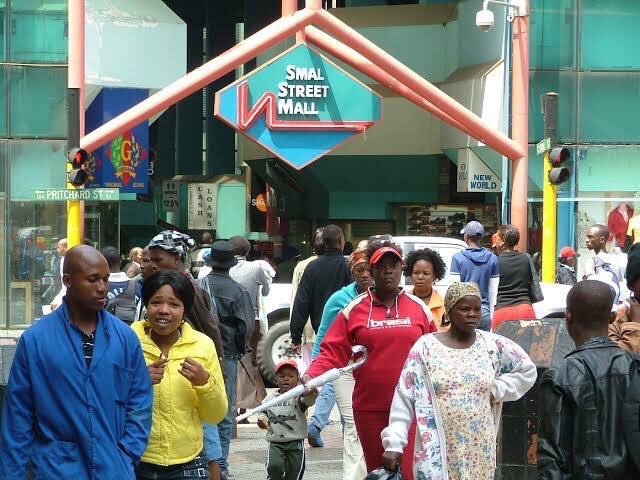 Blacksosa6's tweet photo. When you walk pass this place you don’t greet anyone,talk to anyone or look at anyone even when you see your momz you pass her like you don’t know her #ScaryPlacesInJourg https://t.co/CDsu1HbPJW