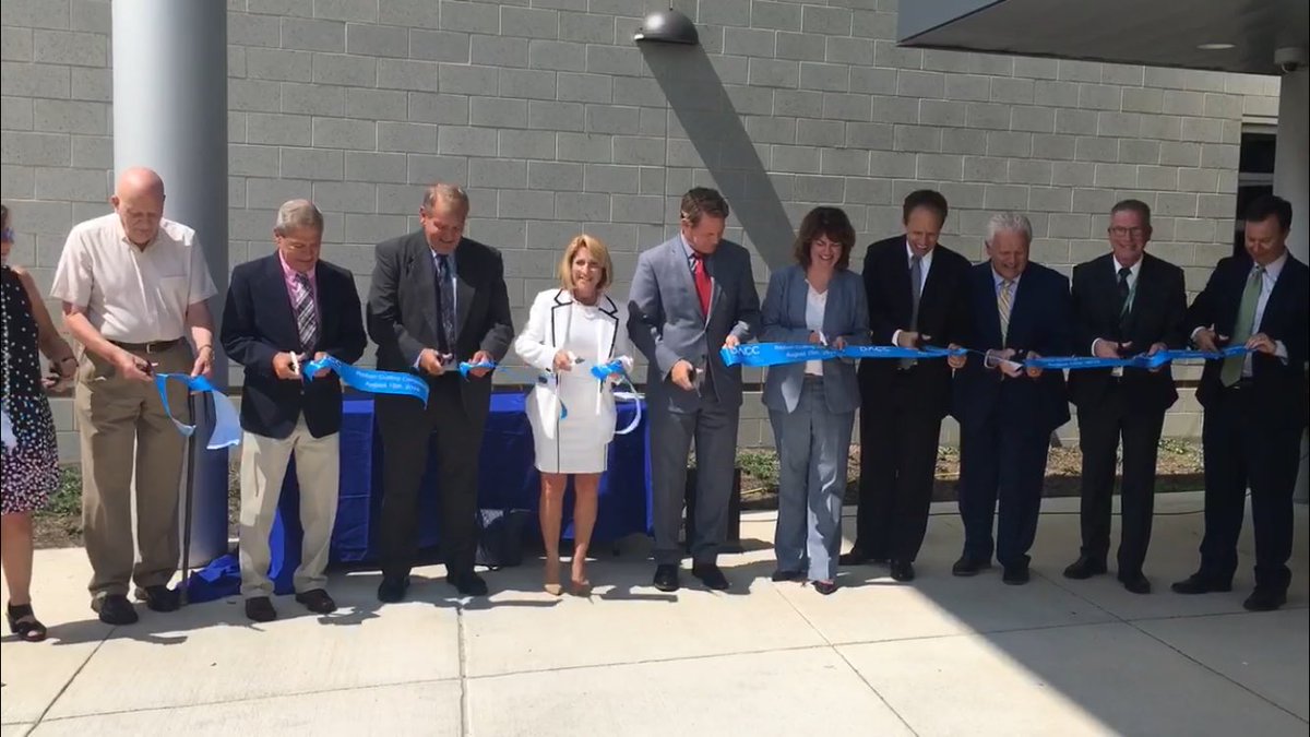 SenJonHusted's tweet photo. “The communities who get this right will prosper, and the communities who don’t will fall behind. You are clearly doing it right,” - Lt. Governor @JonHusted speaking about vocational training and career tech at the grand opening of the new Delaware-Area Career Center. https://t.co/yzhXuEHaKi