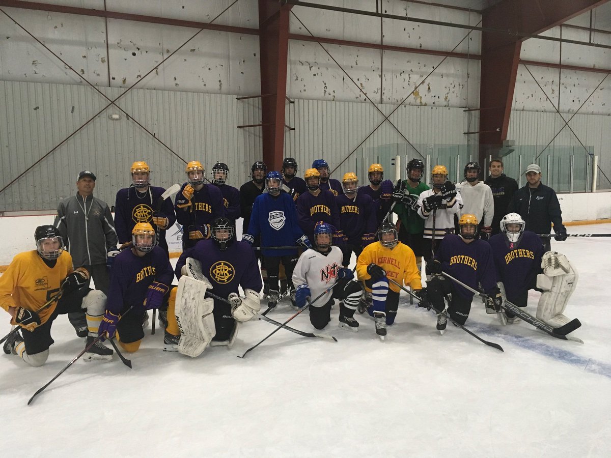 CBAJDHOCKEY's tweet photo. More picture of the CBA/JD hockey camp! Successful week!  Thank you to all the coaches for a fun week! https://t.co/UAHGctw1wg