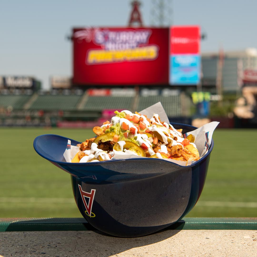 Los Angeles Angels on Twitter "Grab your 𝘨𝘳𝘰𝘰𝘷𝘺 gear during '70s