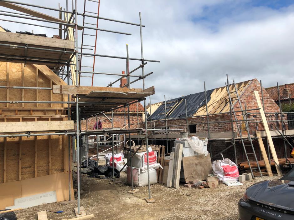 Vinehouseconst's tweet photo. Making good progress on the barn conversion and extension works at Laytham. https://t.co/f3zhTLVT88