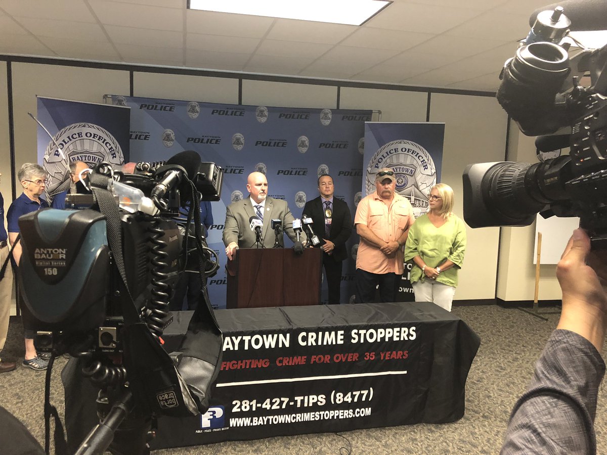 JoshMarshall_10's tweet photo. One year ago an 84-year-old Korean War vet was gunned down while on his routine walk with his best friend. 
His family still doesn’t have closure. Crimestoppers is raising the reward for information. https://t.co/Zo6qm4dXhE