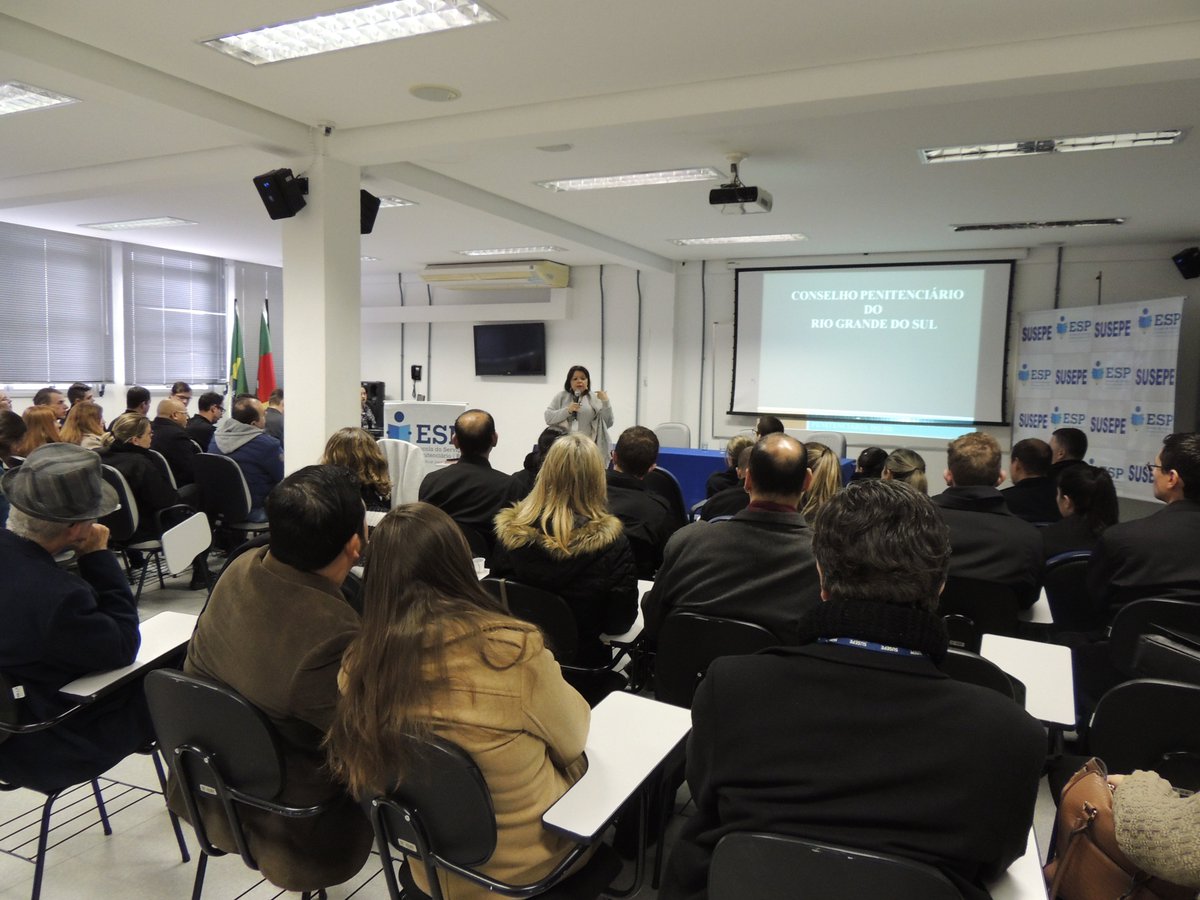 acadepen's tweet photo. A Escola do Serviço Penitenciário promoveu no dia 14 de agosto de 2019, o Seminário "As Diferentes Atuações na Execução Penal", em homenagem ao dia do Advogado. https://t.co/FPTo0qqbY2
