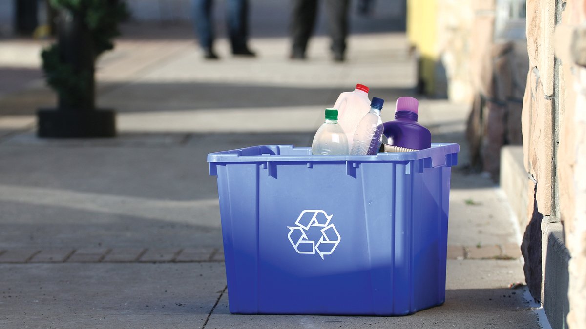 YorkRegionGovt's tweet photo. #YorkRegion welcomes news @ONenvironment is taking next steps towards improving recycling and tackling plastic waste @JeffYurekMPP @AMOPolicy https://t.co/Hjc84sHtzV https://t.co/8hUybuYPoh