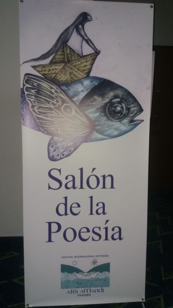 soulfulafro's tweet photo. Mi querida hermana amiga Fyah Love representando mi libro #NubianButterfly en la Feria de Libro y hoy Feria de la #Poesia en #Panama. #poetas #OrgulloColonense https://t.co/db9jlw9Aby