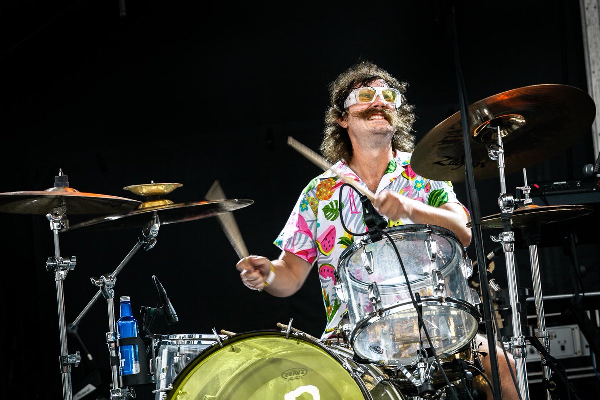 TinyMovingParts's tweet photo. Billy rockin’ goggles now #safetyfirst 🔥

📸: @m_hallowell https://t.co/k65haV4abw