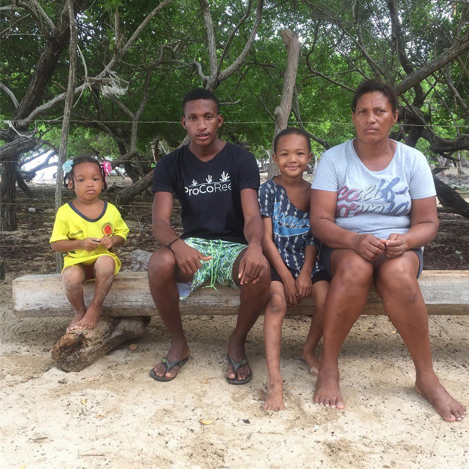 ProCoReef's tweet photo. Nuestro modelo de negocio se basa en las alianzas win to win.
Con la certificación de ecoguias de Procoreef los pescadores y son guardianes de los ecosistemas que garantizan su futuro.
#ODS #Agenda2030 #SembrandoCorales #PlantingCorals #CambioClimático #SomosEcoturismo https://t.co/HL9UWafUFn