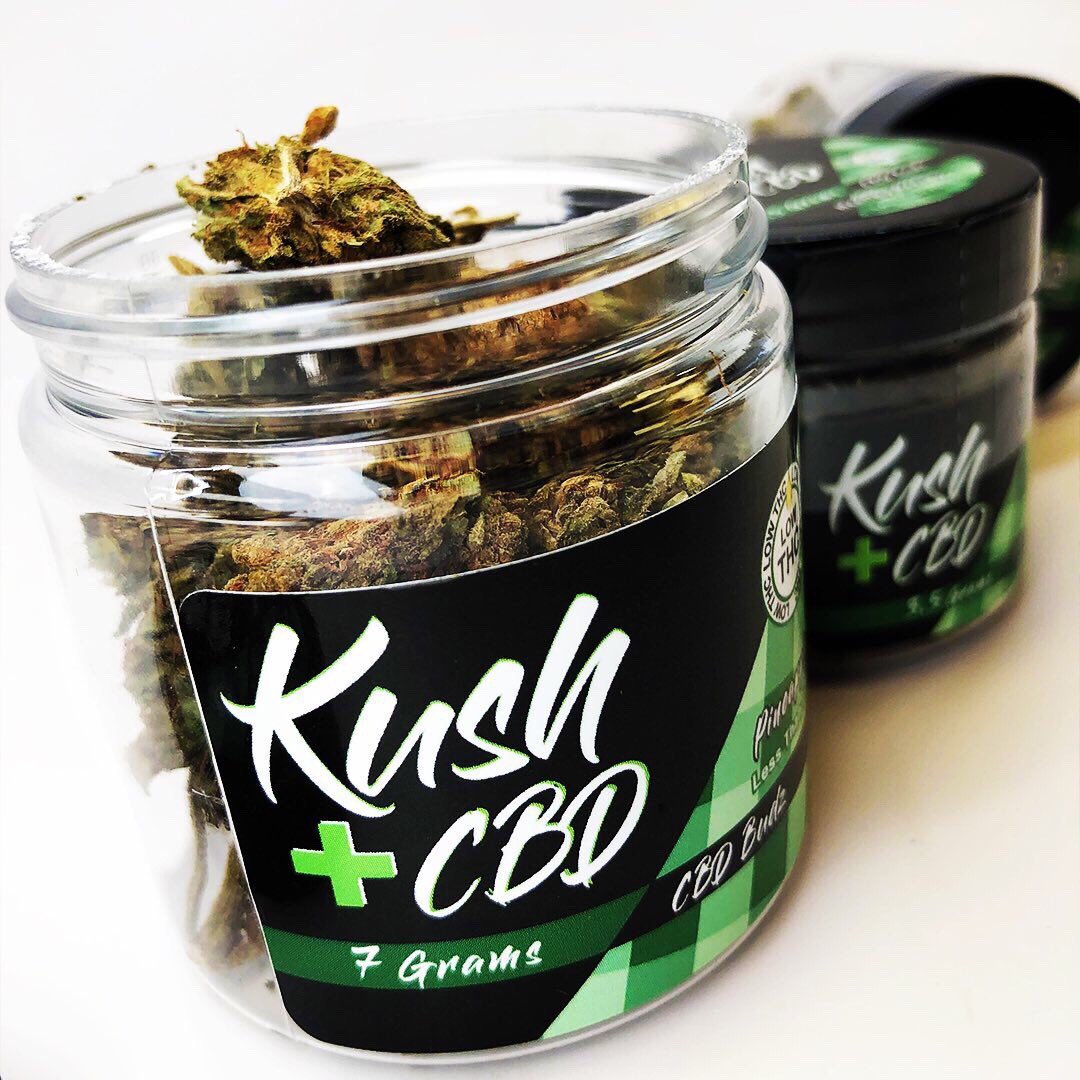 ___VIOS___'s tweet image. Our Kush+CBD Budz are the highest grade Hemp #CBD available. Grown &amp;amp; Packaged in the USA, our CBD flower helps reduce pain, anxiety, &amp;amp; is non-psychoactive! Available at ALL @KingsofVapor locations or online LINK IN PROFILE
#cannabidiol #cannasseur #kushbudz #cbdbudz #vioscbd
