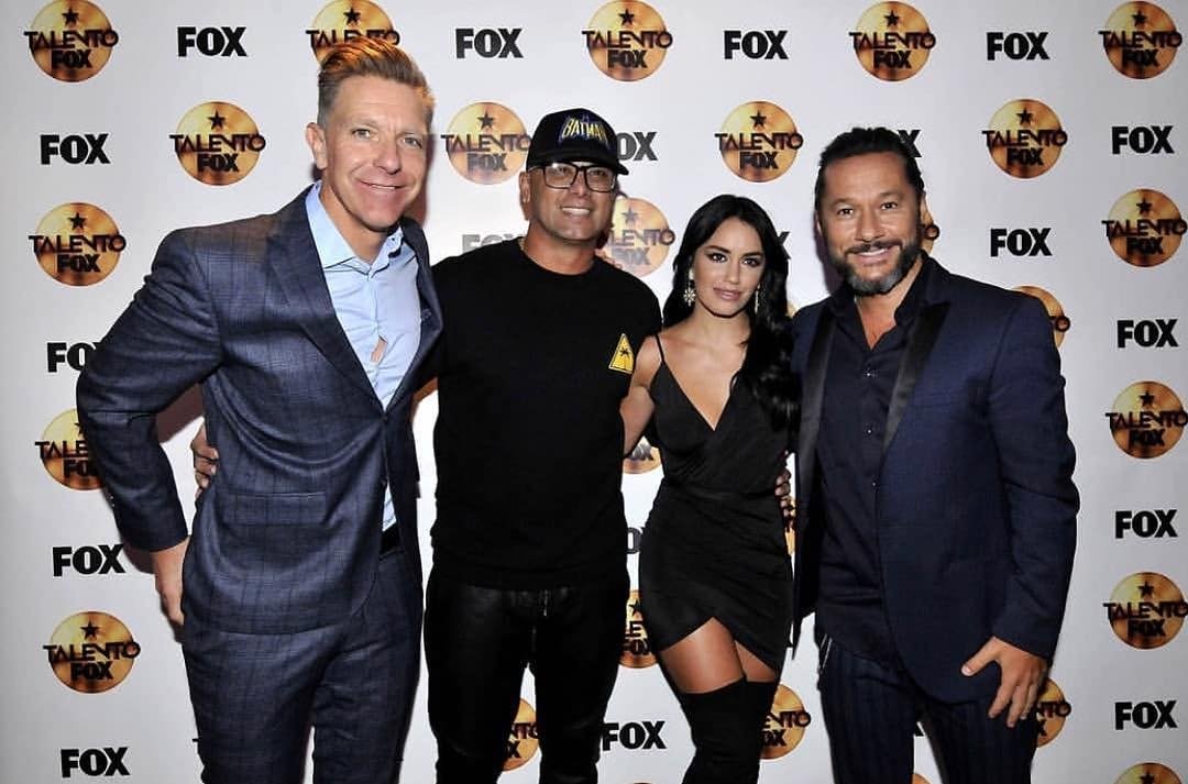 FcWisinArg's tweet photo. #TBT ,hoy se cumple 1Año de la Presentación de #TalentoFOX @wisin @lalioficial @diegotorres  @fantinofantino @FOXChannelLA 
#Wisin #Lali #LaliEsposito #DiegoTorres #fantino #FOX https://t.co/ctTfDUlTRA
